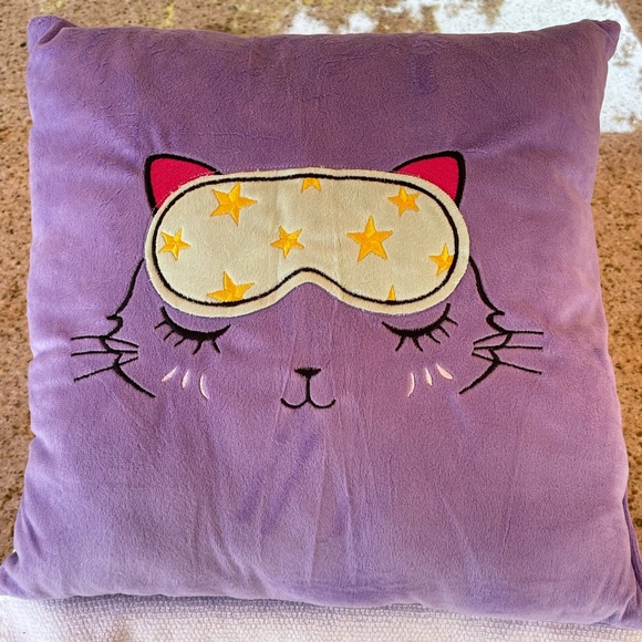 Other - Pillow, Sleepy Cat. NIP